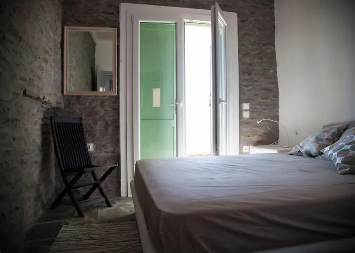 With Infinity Pool And Exceptional Sea View *