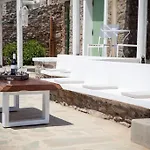 With Infinity Pool And Exceptional Sea View Semesterbostad *