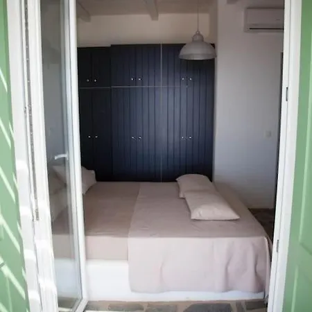 With Infinity Pool And Exceptional Sea View *