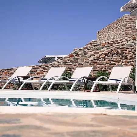 Villa With Private Pool And Exceptional Sea View *