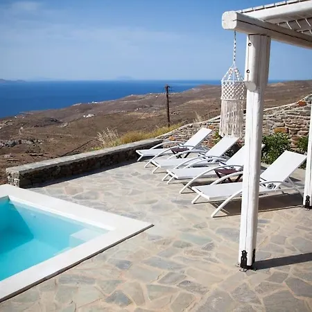 펜션 With Infinity Pool And Exceptional Sea View 키트노스