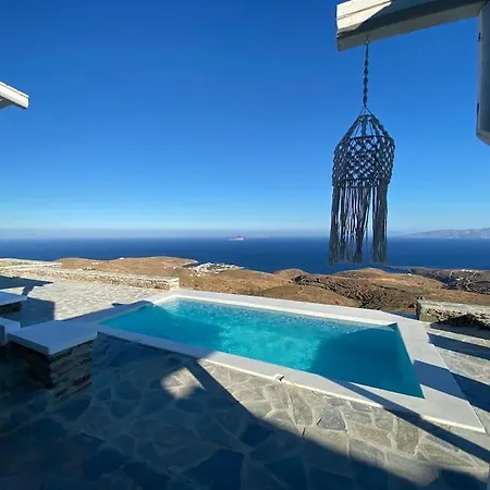 Holiday home With Infinity Pool And Exceptional Sea View Kythnos