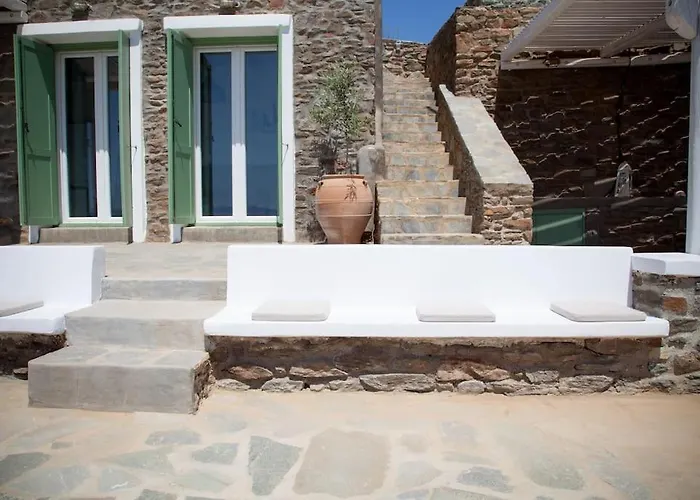 With Infinity Pool And Exceptional Sea View Casa de Férias