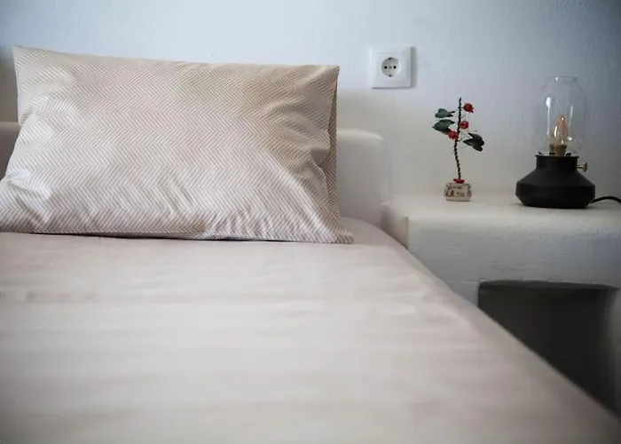 With Infinity Pool And Exceptional Sea View *