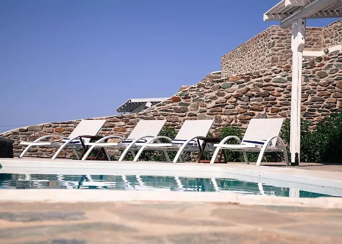 With Infinity Pool And Exceptional Sea View *